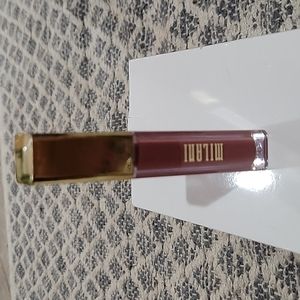 Milani 09 Velvet Satin Lip Cream